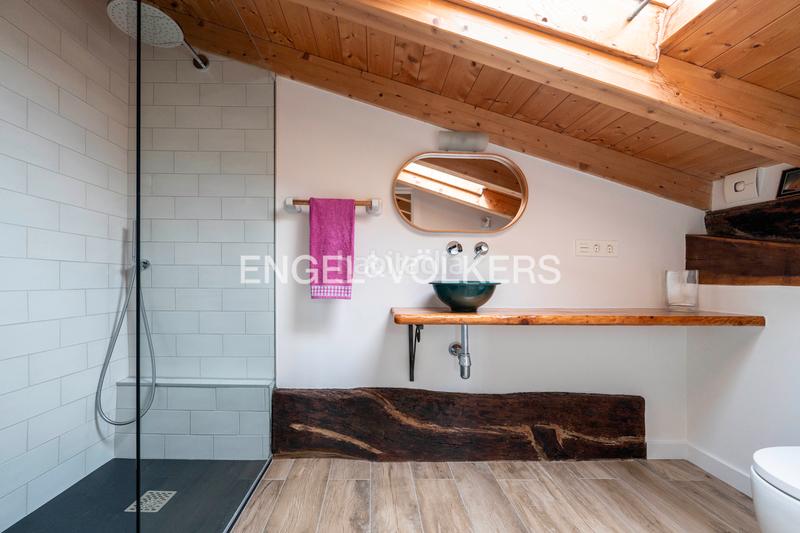 Foto 39efec40-edaa-4ca5-8ab1-5fc7299d331c. Casa a schiera con riscaldamento parcheggio in Añorga - Zubieta - Atotxa Erreka Donostia - San Sebastián