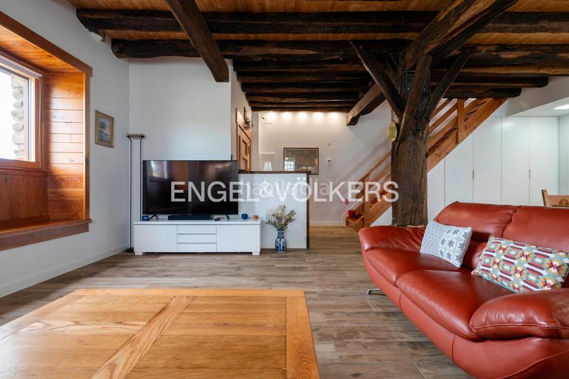 Foto aed8a6a5-4f5b-469e-af42-80d1516e2c86. Casa a schiera con riscaldamento parcheggio in Añorga - Zubieta - Atotxa Erreka Donostia - San Sebastián