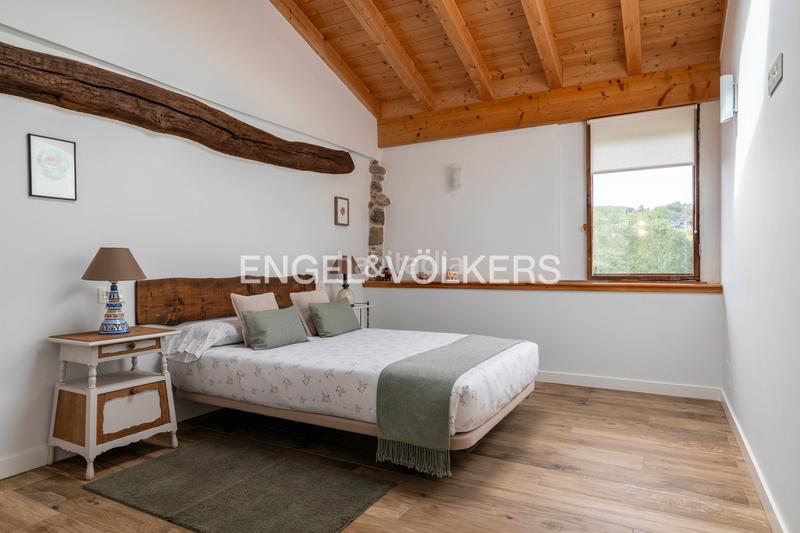 Foto c11b3b9d-49ac-4483-8839-dd8d7695cd99. Casa a schiera con riscaldamento parcheggio in Añorga - Zubieta - Atotxa Erreka Donostia - San Sebastián
