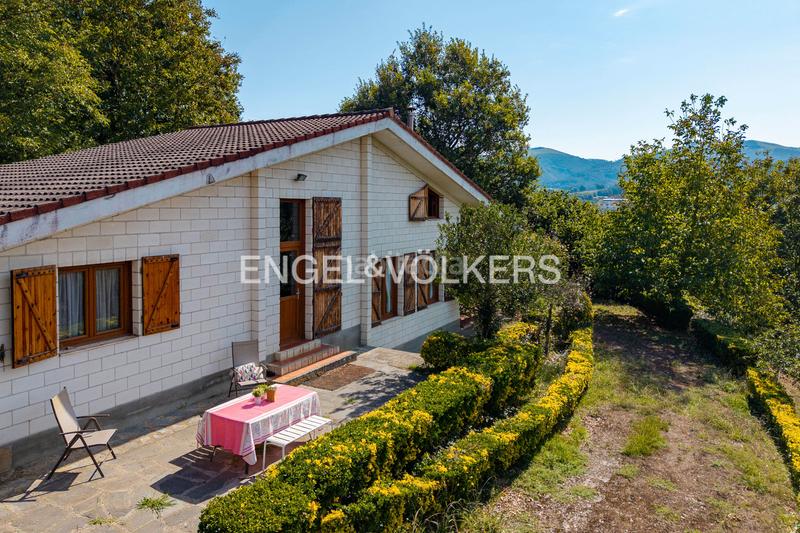 Foto c44410e8-55b8-4938-b093-83a5d713f1f0. Casa amb calefacció aparcament a Mutiloa