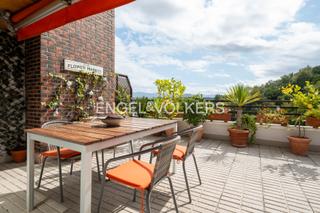 Apartamento en Ibaeta. Oportunidad única en pakea con amplia terraza y vistas inmejorab