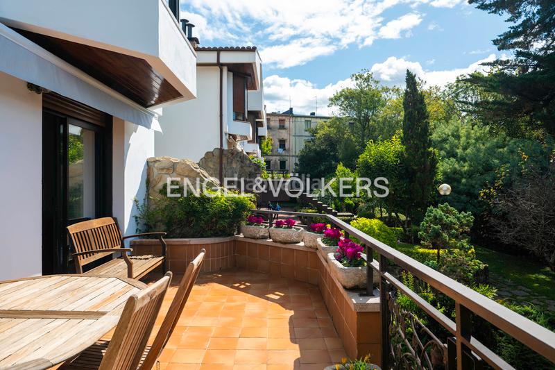 Foto 76e741d7-4785-462e-aa93-709f02d7d25c. Alquiler casa  adosada con piscina en alquiler en ategorrieta en Donostia - San Sebastián