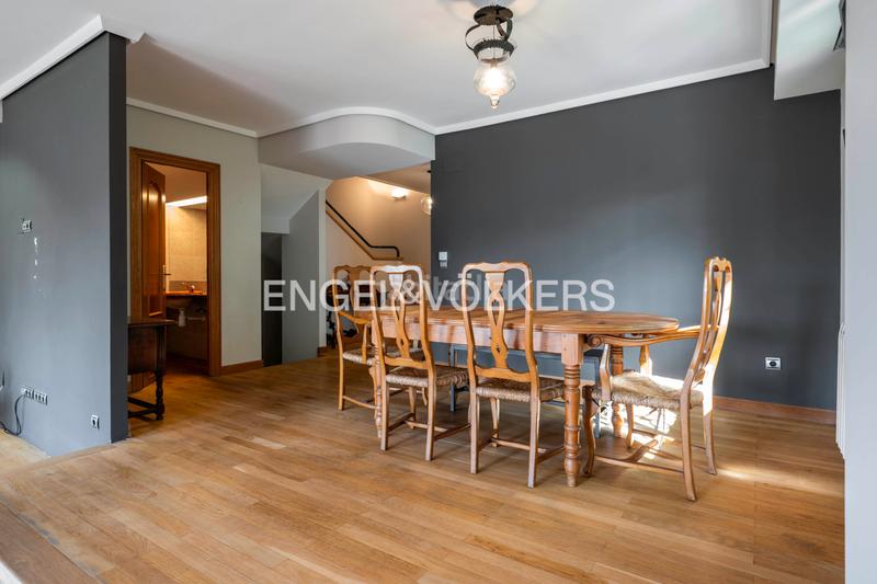 Foto a3fe27c6-1b46-49ca-bfd7-de4ddc85921e. Alquiler casa  adosada con piscina en alquiler en ategorrieta en Donostia - San Sebastián