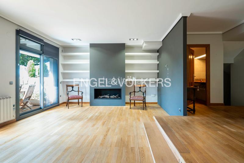 Foto bef6b8e8-4300-407a-b753-fa6c72b6fb3e. Alquiler casa  adosada con piscina en alquiler en ategorrieta en Donostia - San Sebastián