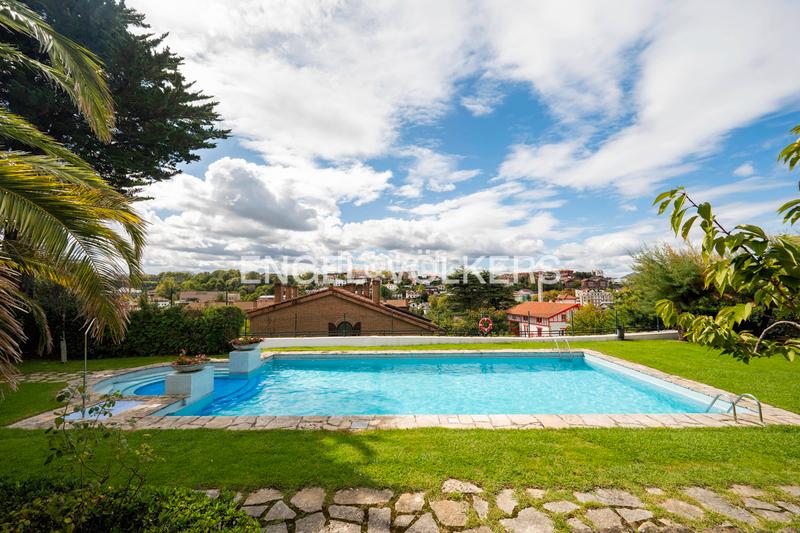 Foto 8bb49b55-6802-4aaa-b1d7-9db8825402e5. Rent house with heating parking pool in Ategorrieta-Ulía Donostia - San Sebastián