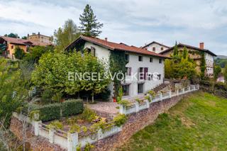 Casa en Baztan. Exclusivo caserío en venta en zozaia, navarra
