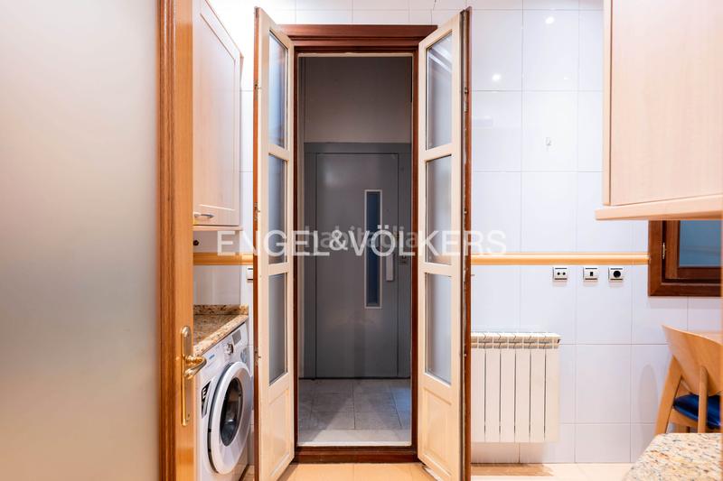 Foto 292167eb-f0a6-4171-a14c-7b6761966ac7. Apartment with heating in Área Romántica Donostia - San Sebastián