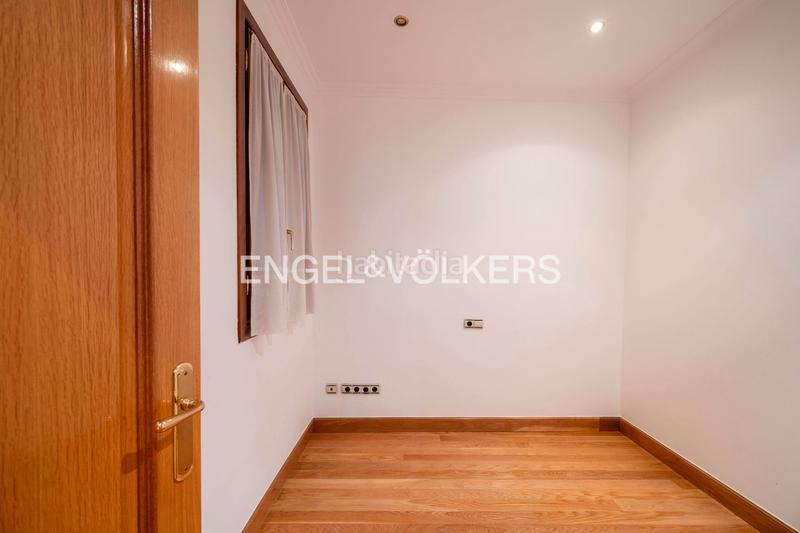 Foto cd55c7d3-0630-49e6-88dc-4070ea6b2910. Apartment with heating in Área Romántica Donostia - San Sebastián