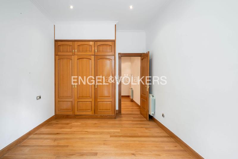 Foto e14865d3-4f3a-49de-a2d2-5c83f0cb91fb. Apartment with heating in Área Romántica Donostia - San Sebastián