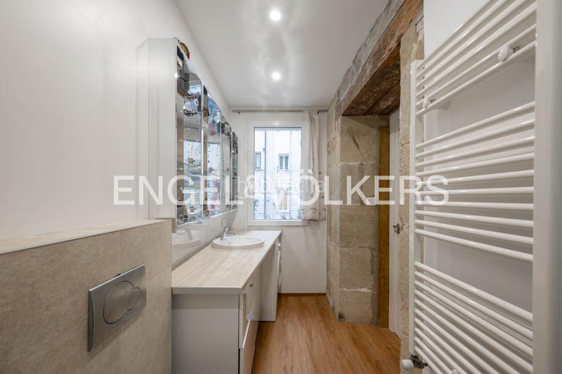 Foto 123fdd8a-1b53-4ad1-93e4-ad428bfac020. Apartment with heating in Parte Vieja Donostia - San Sebastián