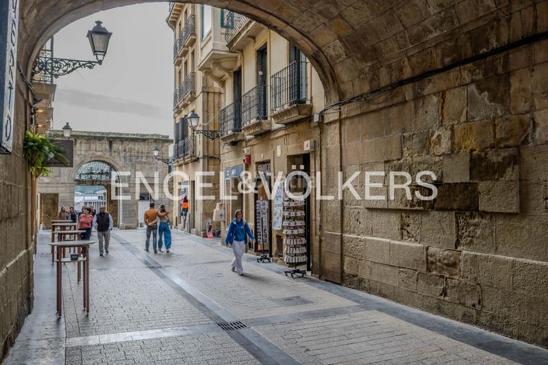 Foto 6b776329-67ff-4ea7-ae66-7200ae6af185. Apartment with heating in Parte Vieja Donostia - San Sebastián