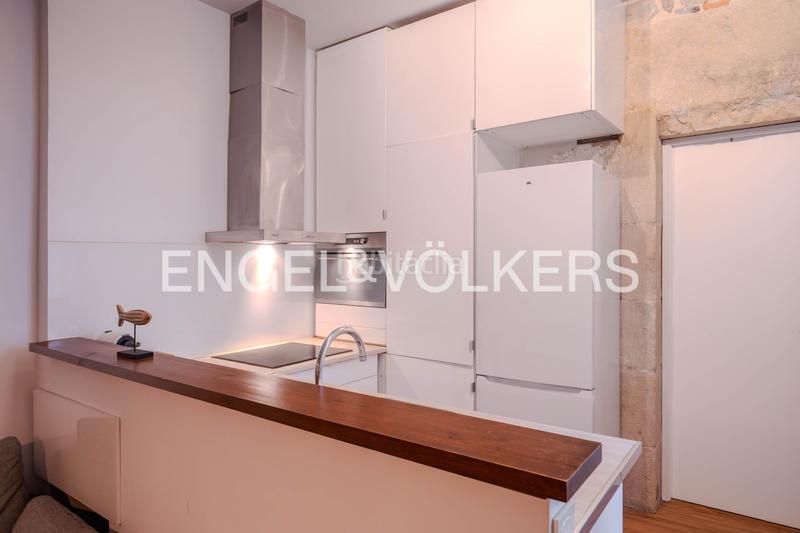 Foto b48d04b7-b895-4440-a5bd-8d79e8c5137f. Apartment with heating in Parte Vieja Donostia - San Sebastián