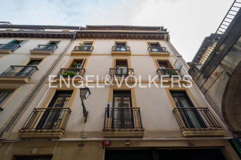 Foto d68dc5a6-b053-49fe-b9c0-6c54ba3fb10c. Apartment with heating in Parte Vieja Donostia - San Sebastián