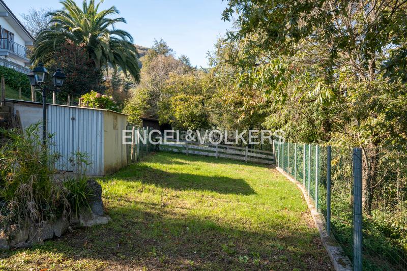 Foto 3faf8687-a4ee-4c11-904f-c08d250688bb. Maison jumelée avec chauffage parking dans Hernialde