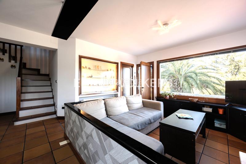 Foto 56bde354-4f47-47ed-bc28-30b58f6169b4. Maison jumelée avec chauffage parking dans Hernialde