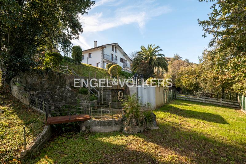 Foto 7789faac-bfda-4ce3-8bf4-22c7678c2b18. Maison jumelée avec chauffage parking dans Hernialde