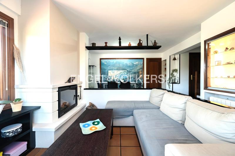 Foto bbcbef9f-f4cc-4ede-b402-81f51a512006. Maison jumelée avec chauffage parking dans Hernialde