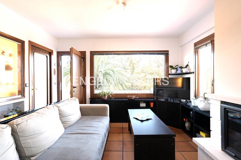 Foto c05d2a7b-5552-483f-8ae9-6fc7ba918d87. Maison jumelée avec chauffage parking dans Hernialde