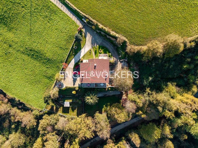 Foto fa541acf-a022-4d8a-9d2a-275ebc2eab1d. Maison jumelée avec chauffage parking dans Hernialde