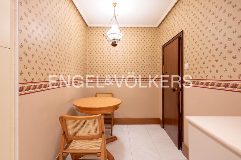 Foto 20a864bb-9c1b-4de8-a9e1-1e2031d2fa13. Piccolo appartamento con riscaldamento in Área Romántica Donostia - San Sebastián