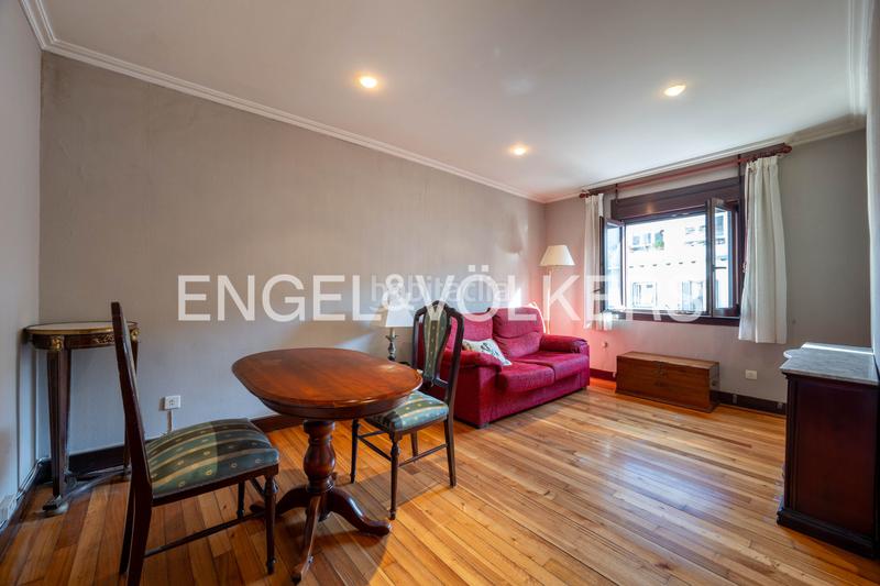 Foto 525cab8d-fd33-4b0a-90fa-3e491c8f18ae. Piccolo appartamento con riscaldamento in Área Romántica Donostia - San Sebastián