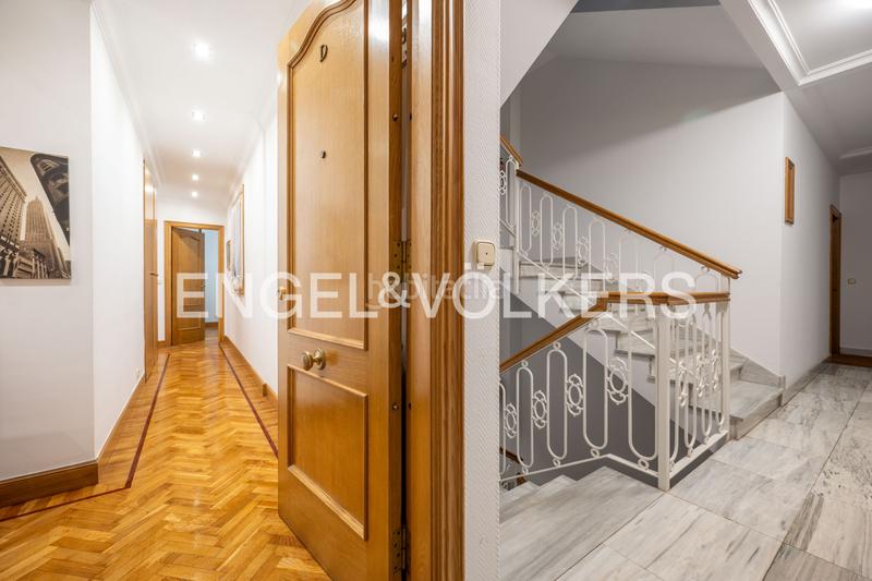 Foto 0b66d395-b6ec-40b9-ab11-651f41f2ac5e. Piccolo appartamento con riscaldamento in Área Romántica Donostia - San Sebastián