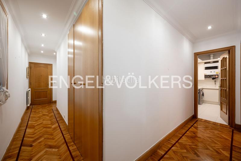 Foto 4ac87461-d903-4f59-aa9c-195be4568fd0. Piccolo appartamento con riscaldamento in Área Romántica Donostia - San Sebastián