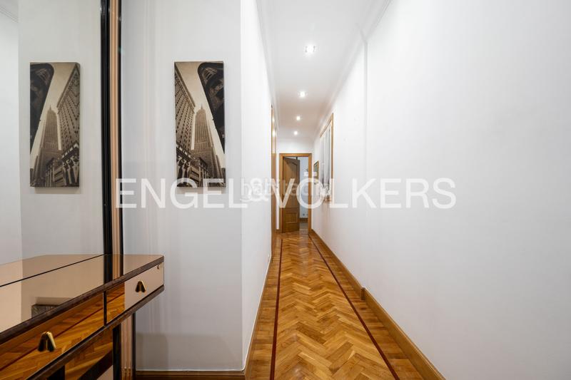 Foto 97fb7480-7a8d-4a6d-b326-f70d78f90a3e. Piccolo appartamento con riscaldamento in Área Romántica Donostia - San Sebastián