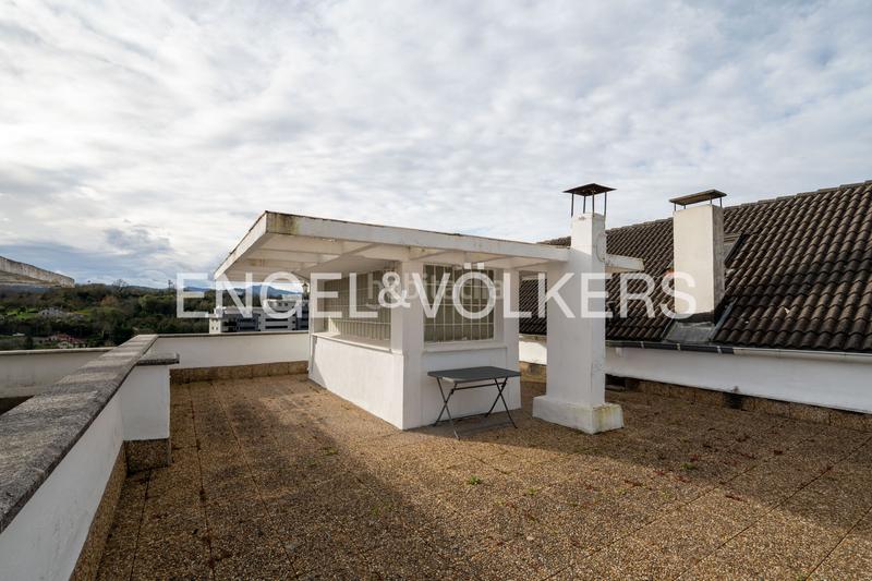 Foto 1e904663-a6dc-4448-9261-63653ed10b1f. Haus mit heizung parking pool in Miracruz Donostia - San Sebastián