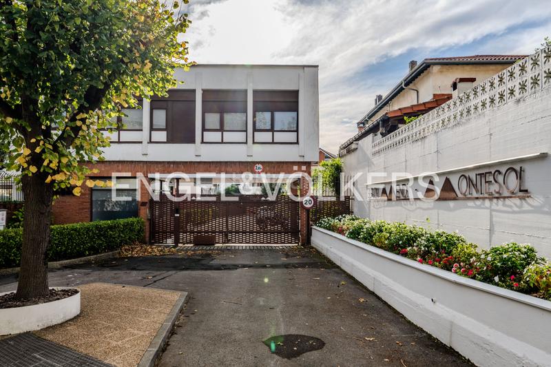 Foto 2ca8ebfe-6b61-4db0-8766-d0ae8c0ca376. Haus mit heizung parking pool in Miracruz Donostia - San Sebastián