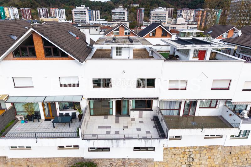 Foto 9ac85da6-de1f-4ed3-aaaf-37f5fe6d0baa. Haus mit heizung parking pool in Miracruz Donostia - San Sebastián