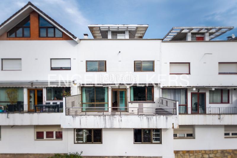 Foto b26e1c40-0b96-41d6-bd77-9ab9a04498a5. Haus mit heizung parking pool in Miracruz Donostia - San Sebastián