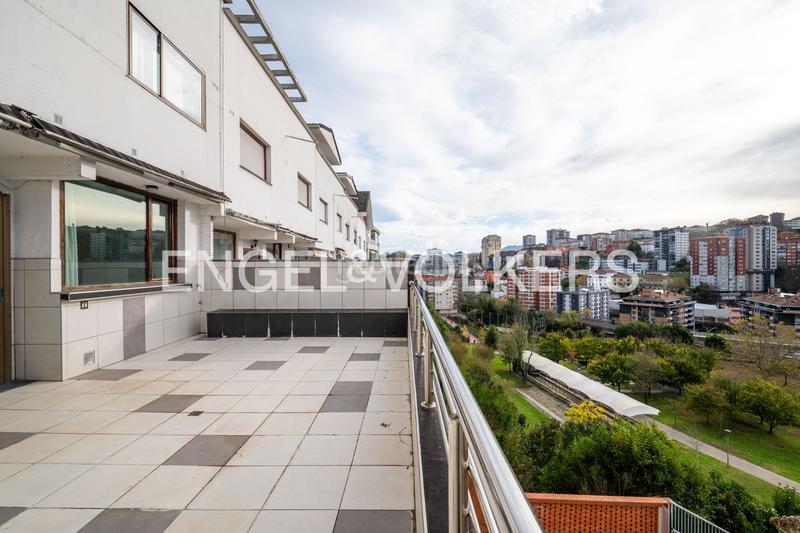 Foto ff36e012-cacb-4f65-8ac3-91dacc22067d. Haus mit heizung parking pool in Miracruz Donostia - San Sebastián