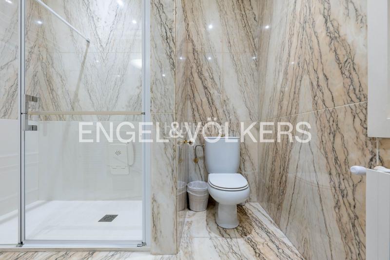 Foto 92254134-c6f7-4ac8-a080-1496e26ba831. Alquiler apartamento exclusivo piso reformado en avenida de la libertad. en Donostia - San Sebastián