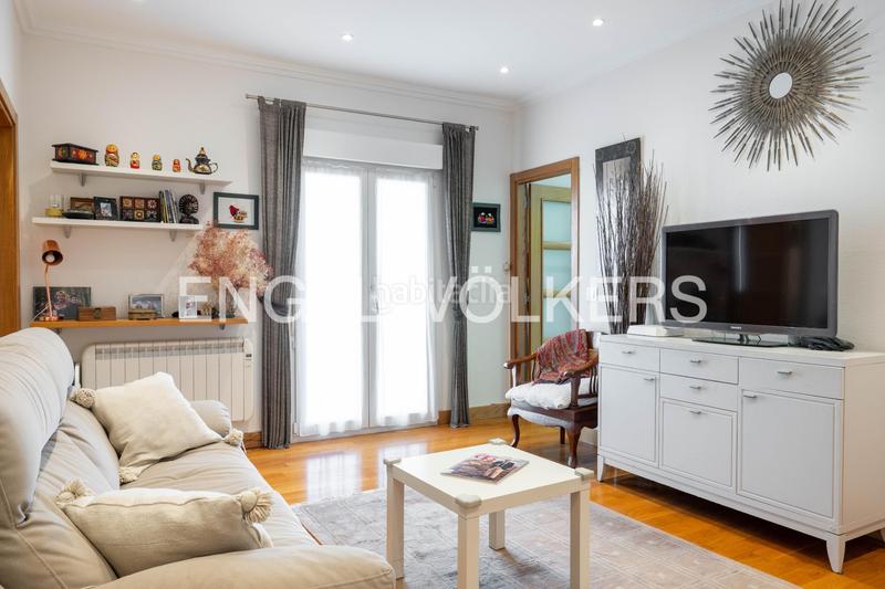 Foto 07971db0-53f1-495d-8963-a82611fc9a73. Piccolo appartamento con riscaldamento in Área Romántica Donostia - San Sebastián