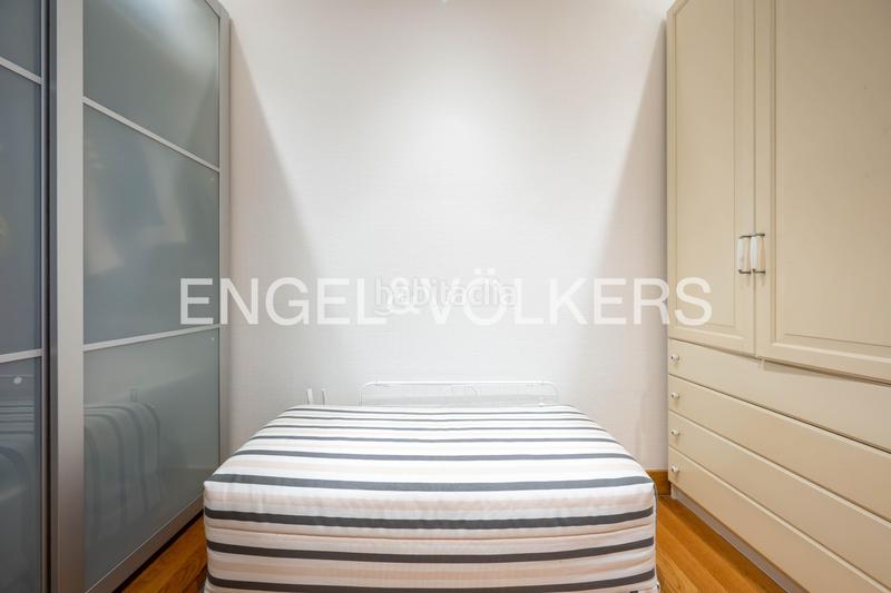 Foto 41f2fa5d-6b7f-4d19-9a98-aac418727afa. Piccolo appartamento con riscaldamento in Área Romántica Donostia - San Sebastián