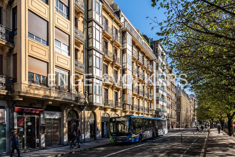 Foto 65f8d535-fbbe-44fa-bc50-c8672e52c51f. Piccolo appartamento con riscaldamento in Área Romántica Donostia - San Sebastián