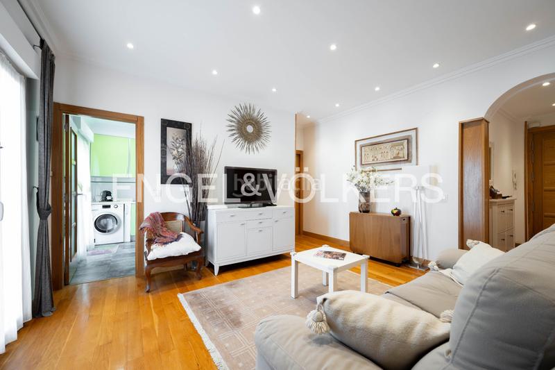 Foto f0fb982d-6553-474f-b623-6a76b52429d3. Piccolo appartamento con riscaldamento in Área Romántica Donostia - San Sebastián