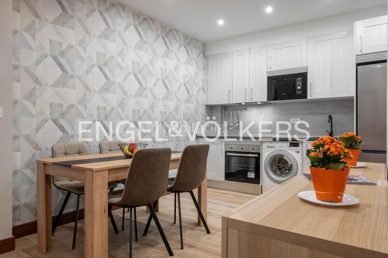 Foto 430d1503-0b52-442b-a18c-7f9329592b40. Appartement avec chauffage dans Egia Donostia - San Sebastián