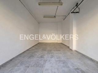 Terreno residenziale in Martutene. Local en martutene con opción de convertirlo en garaje.