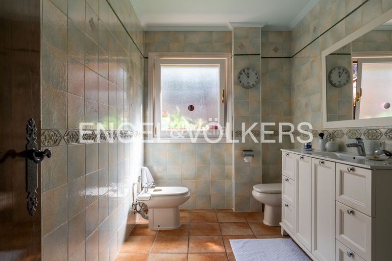 Foto 9fe08ebc-cea6-4e46-b937-7511263f63dd. Casa amb calefacció aparcament piscina a Elduain