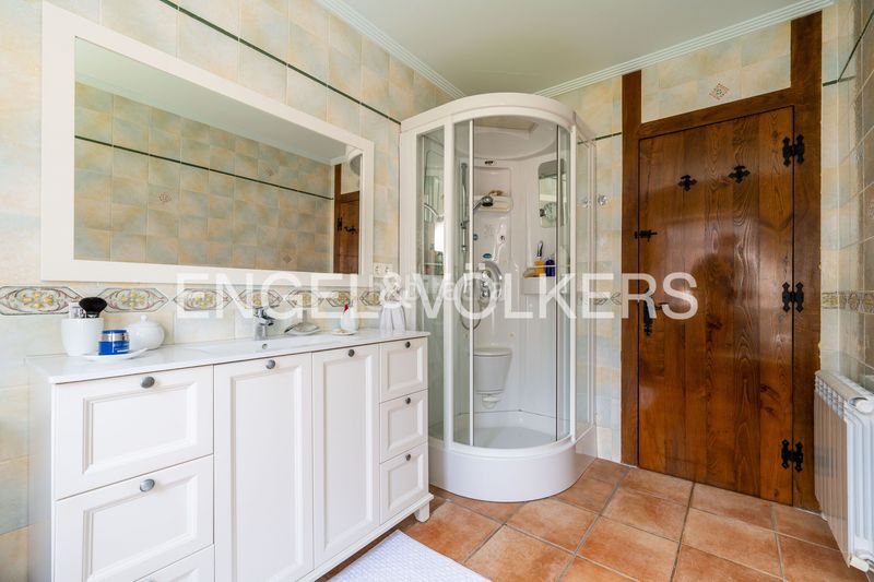 Foto aeca7f7e-1e2b-4149-8a67-0cf2797d47d7. Casa amb calefacció aparcament piscina a Elduain