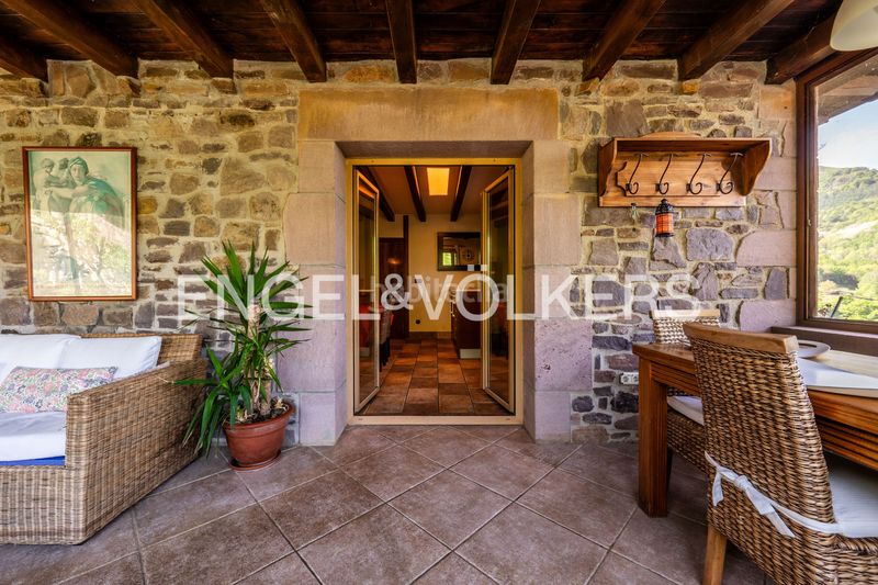 Foto c230b5da-e1e8-4ea2-b765-aa550c1b0fcf. Casa amb calefacció aparcament piscina a Elduain