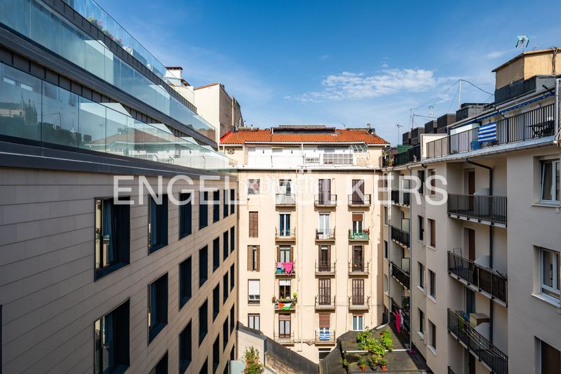 Foto eadb8303-5869-45c0-9ff2-514c5fc034e2. Pis amb calefacció a Área Romántica Donostia - San Sebastián