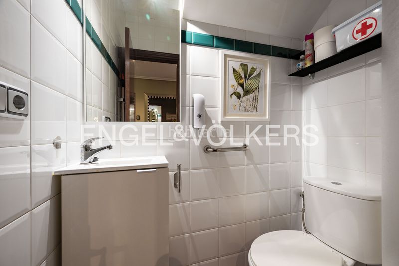 Foto 9303d8aa-53b2-405c-8cb2-55499a485948. Casa amb calefacció aparcament piscina a Lasarte - Oria