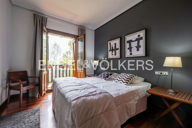 Foto e56507ff-e2e1-4489-91cb-e382606e8171. Casa amb calefacció aparcament piscina a Lasarte - Oria