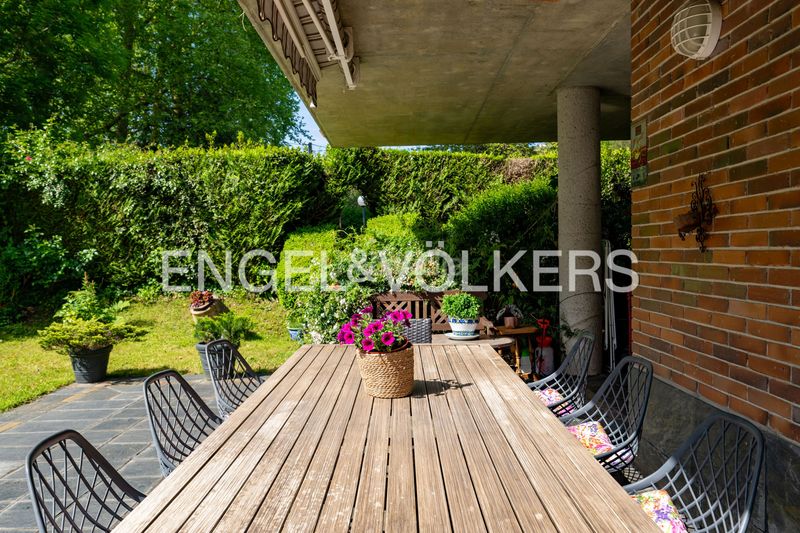 Foto dfbec5fb-fabd-442a-8ed2-39fb186c3f5f. Maison avec chauffage parking piscine dans Hernani