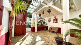 Apartament a Avenue Lahouze