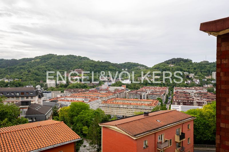 Foto 1e54fc6d-d93c-47a6-9ff8-ba194d66270d. Pis amb calefacció a Antiguo Donostia - San Sebastián
