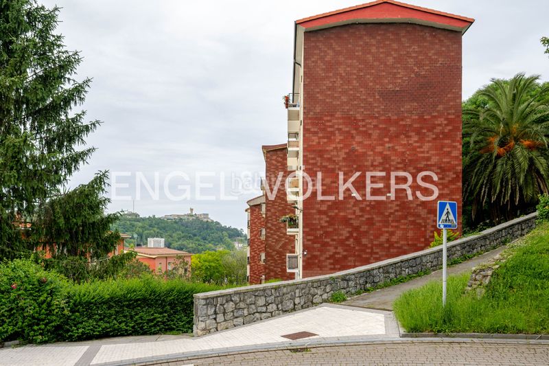 Foto 548907d6-472b-463d-906c-1dfc1c20693a. Pis amb calefacció a Antiguo Donostia - San Sebastián